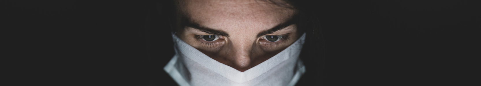 Man wearing a protection mask